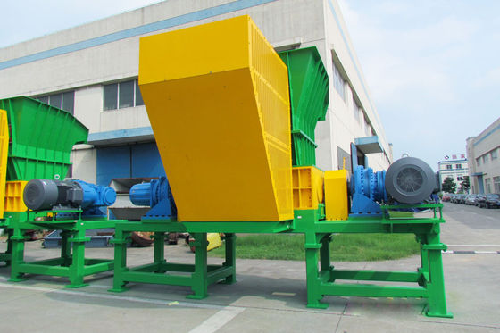 Plastik Geri Dönüşüm İçin PLC Kontrollü Çift Şaftlı Parçalayıcı