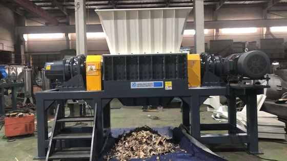18.5kw İkiz Şaft Parçalayıcı Makinesi, Dayanıklı lastik parçalama makinesi