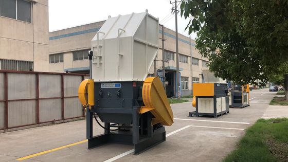 850 * 1200 Giriş 1ton / H 2t / H Plastik Kırma Makinası