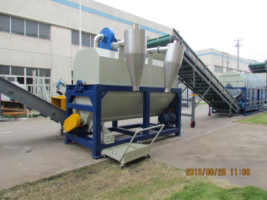 3000kg / Hr Ldpe Malçlama Filmi Plastik Geri Dönüşüm Makinası Kum / Çim Sökücü