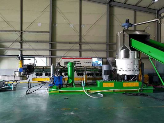 Hepsi Bir Arada 800kg / H Sıkıştırma Plastik Granül Hattı