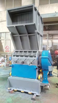 1000kg / h PE Topaklar Tek Bıçaklı Plastik Kırma Makinesi