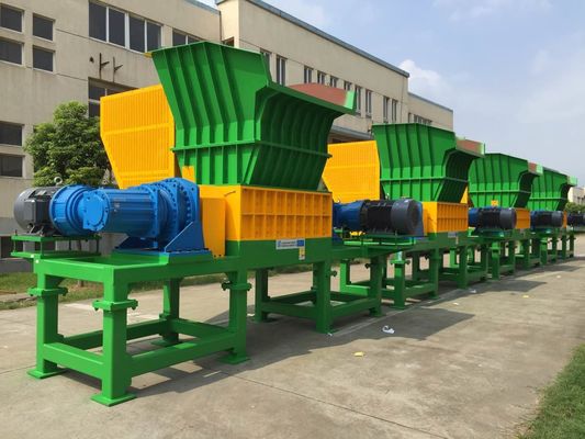 38 Bıçaklı 18.5kw Plastik Tamburlu Parçalayıcı, Çift Şaftlı Parçalayıcı Düşük Gürültü
