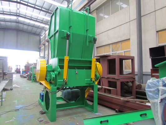 1500kg / H 90kw PE Filmler Plastik Kırma Makinesi