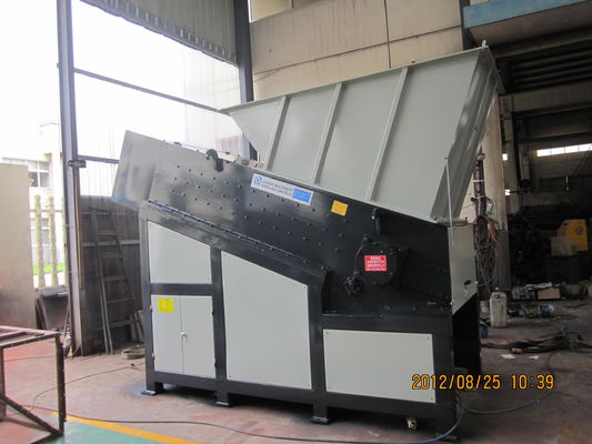 CE Plastik Topaklar Parçalayıcı, Tek Şaftlı Parçalayıcı Dönen Uzunluk 1600mm